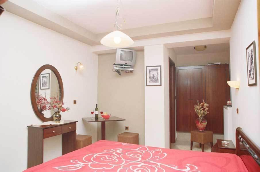 Guesthouse Irida Belokomiti Экстерьер фото